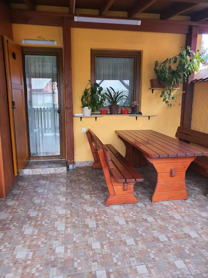 Terme Catez Apartma Nine Чатеж-об-Сави Экстерьер фото